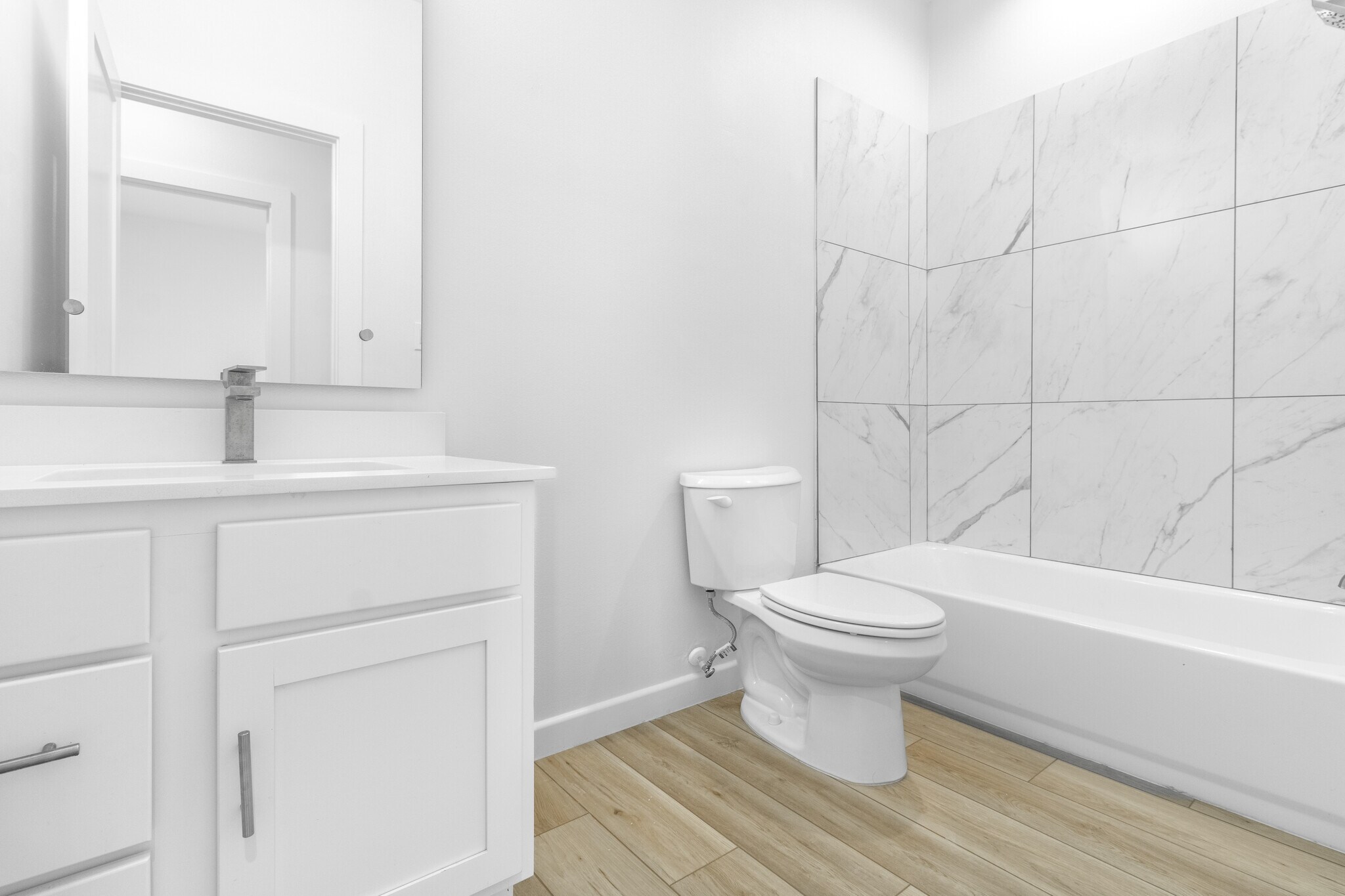 Building Photo - 2604 Kerria Ave