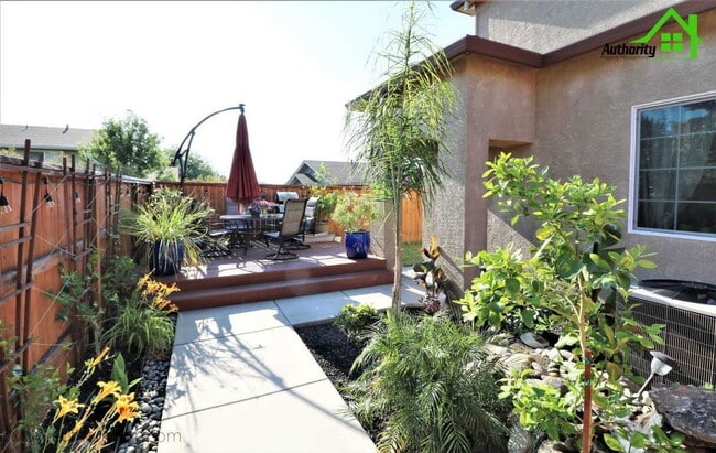 Building Photo - 671 Mission De Oro Dr