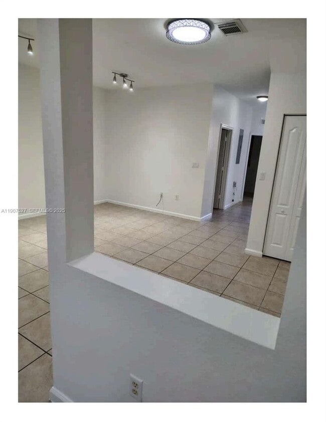 Building Photo - 21207 NW 14th Pl