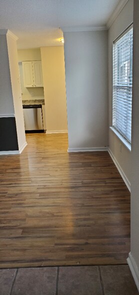 Building Photo - 128 Luden Dr
