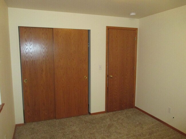 Building Photo - Stowe-8512