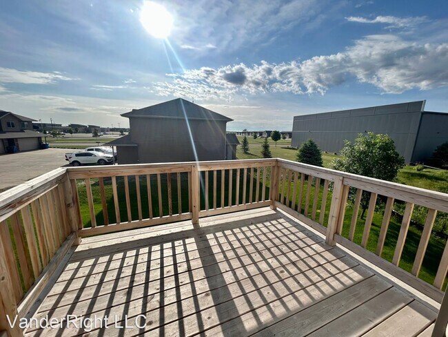 Building Photo - 4 br, 3.5 bath House - 3701 E Siasconset Pl