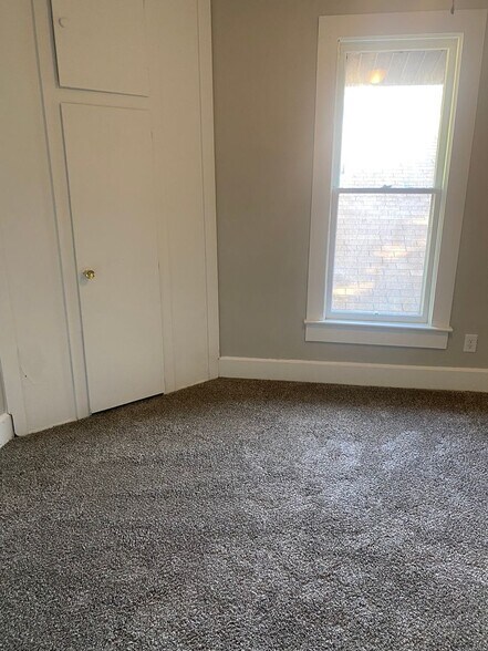 Building Photo - 625-627 S 10th Street