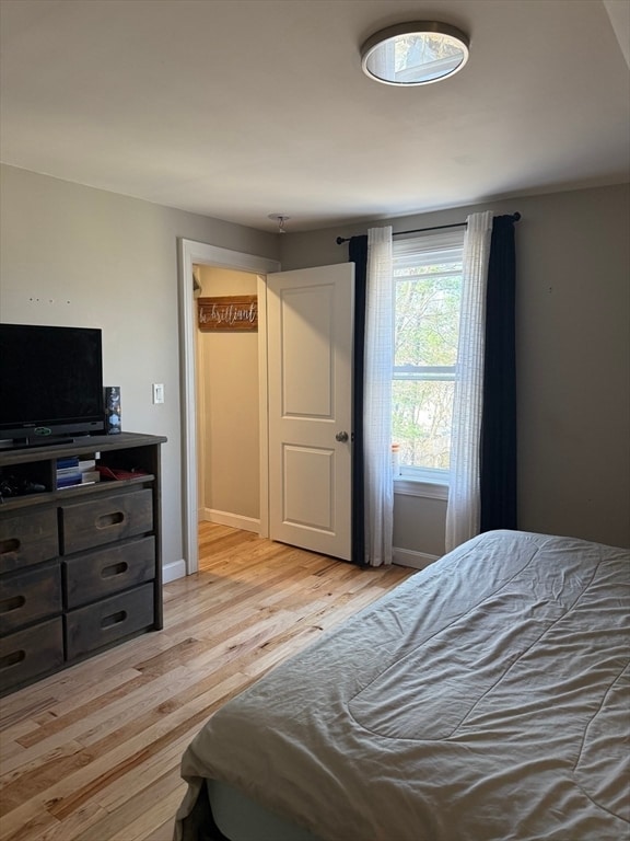 Building Photo - 86 Oak St