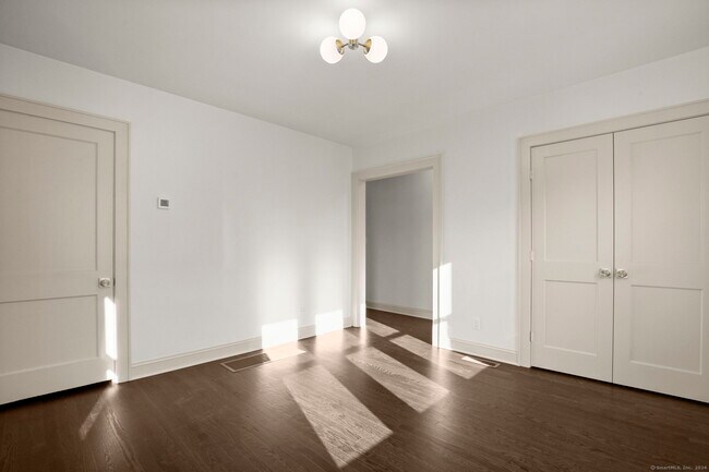 Building Photo - 109 Byram Rd