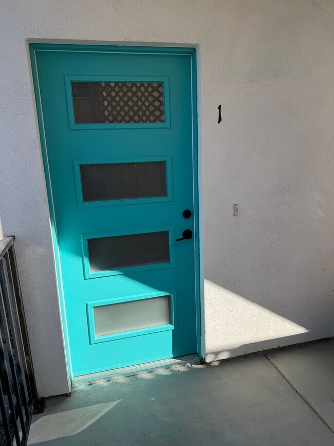 Building Photo - 3365 A St