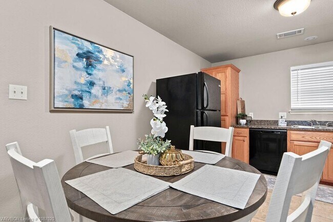 Building Photo - 5019 S 28th St