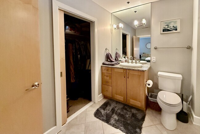 Building Photo - 2608 Erwin Rd