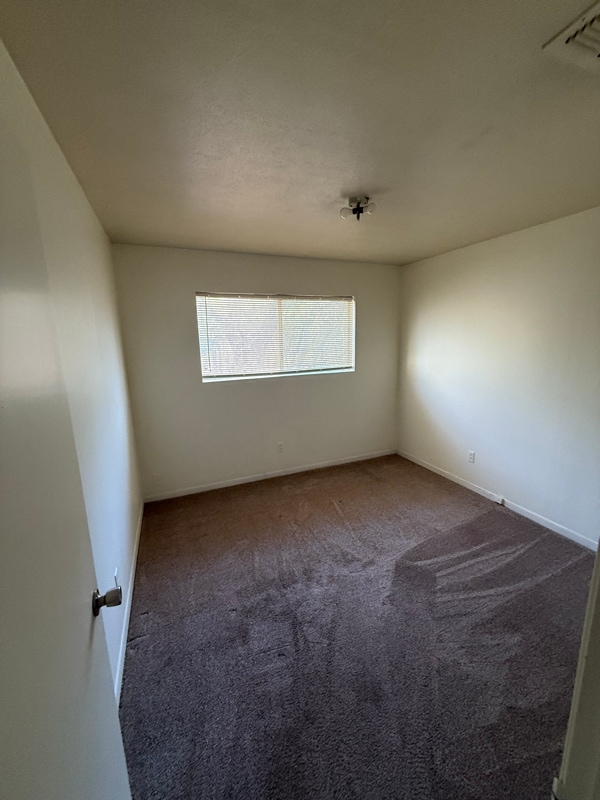 Building Photo - 1302 Scenic Dr