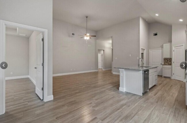 Building Photo - 4804 Dewy Rose Lane, Fort Worth, Texas 76131