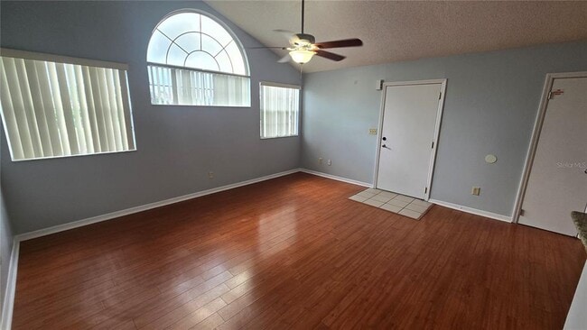 Building Photo - 2747 N Poinciana Blvd