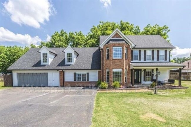 Building Photo - 1350 Beaver Creek Rd