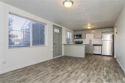 Building Photo - 2580 E 3300 S