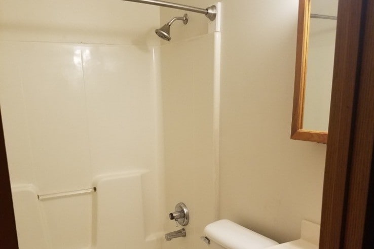 Bath - 102 Spring St