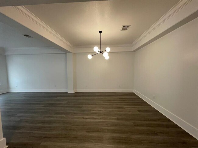 Building Photo - 16735 Sonoma Del Norte Dr