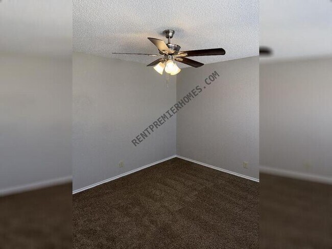 Building Photo - 13019 Woller Creek