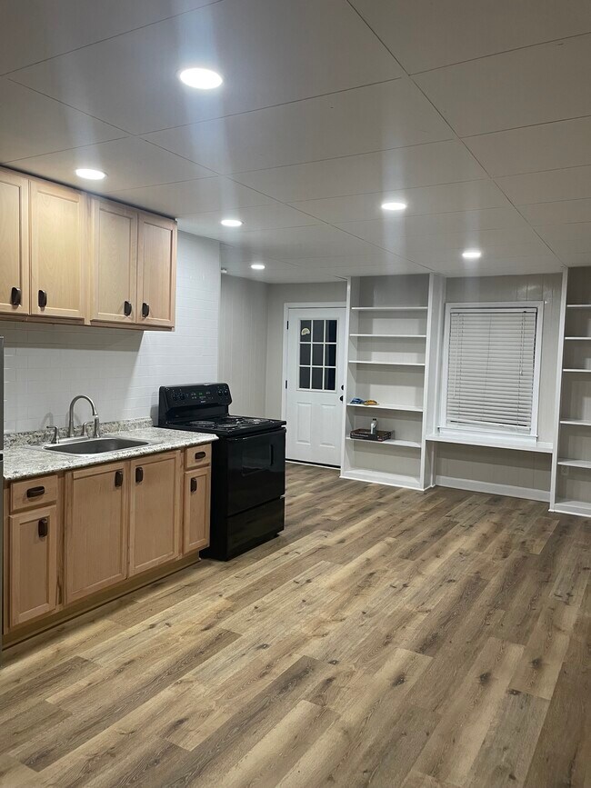 Building Photo - 2638 Stella Burns Dr