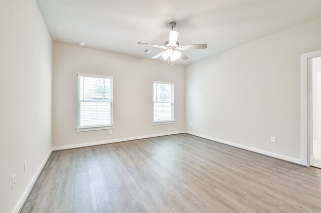 Building Photo - 118 Prairie Dawn Cir
