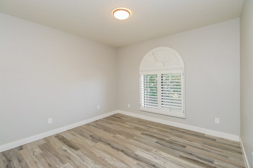 Building Photo - 17043 E El Pueblo Blvd