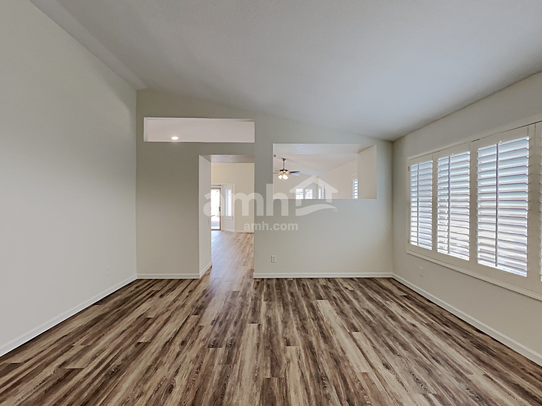 Building Photo - 4722 E Silverwood Dr