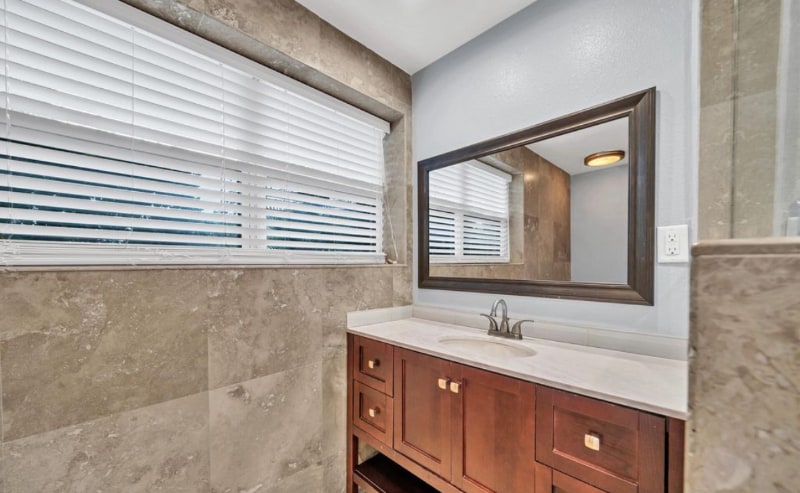 Building Photo - 536 Benning Dr