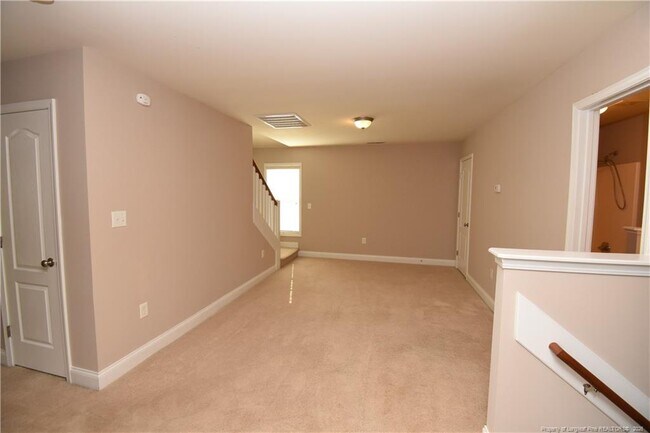 Building Photo - 148 S Prince Henry Way