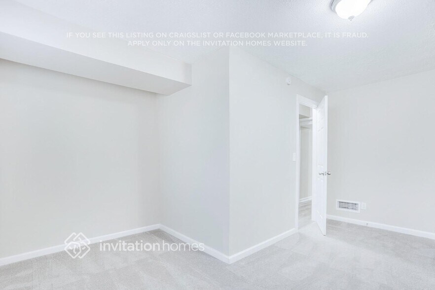 Building Photo - 2822 Battle Forrest Dr