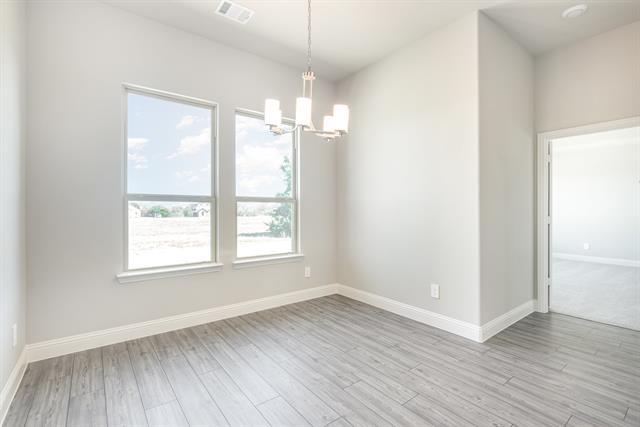 Building Photo - 630 Crystal Lk Ln