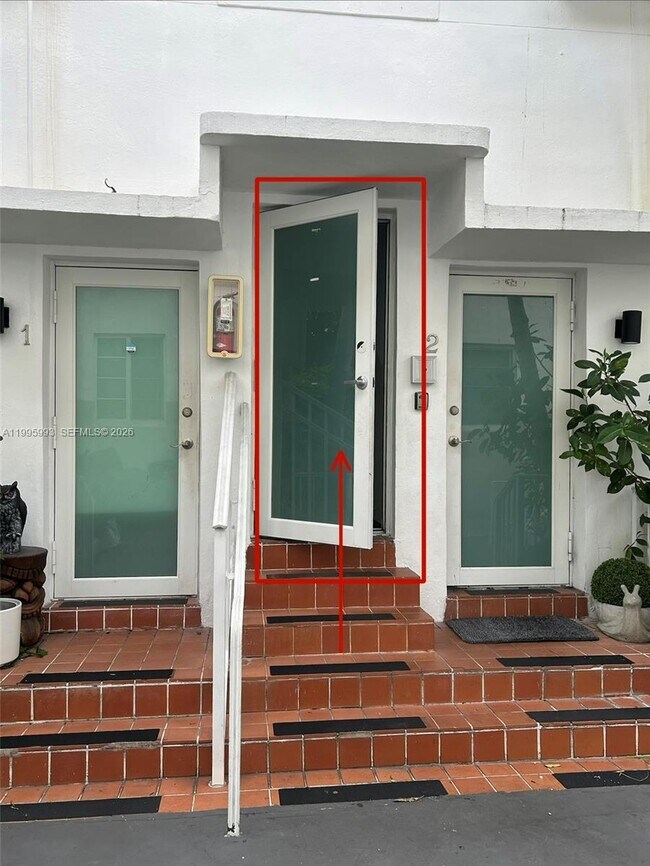 Building Photo - 1024 Pennsylvania Ave