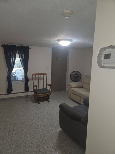 Building Photo - 299 Crescent Ave