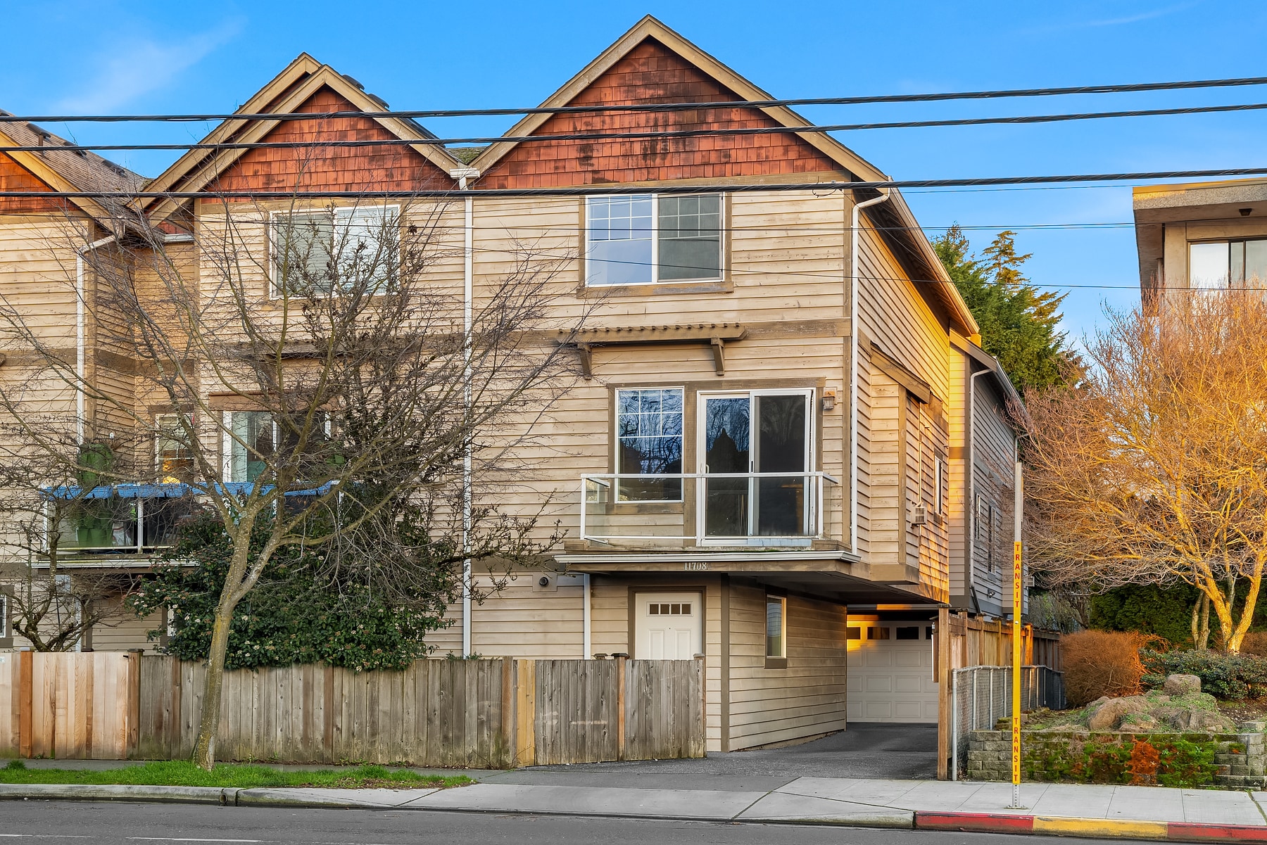 Building Photo - 11708 Greenwood Ave N