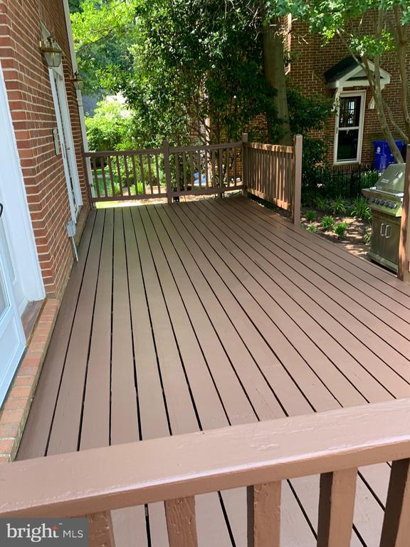 Building Photo - 1317 19th Rd S