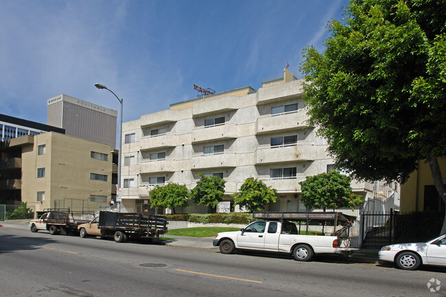 Building Photo - Garden Irolo Apartments