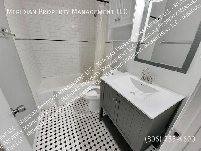 Building Photo - 3012 33rd St