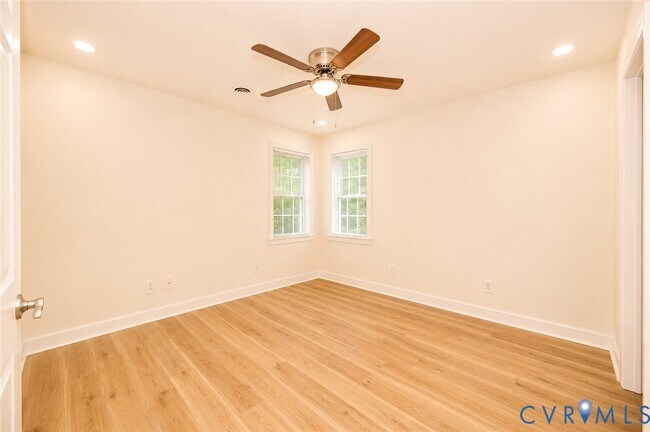 Building Photo - 11320 Sadler Oaks Dr