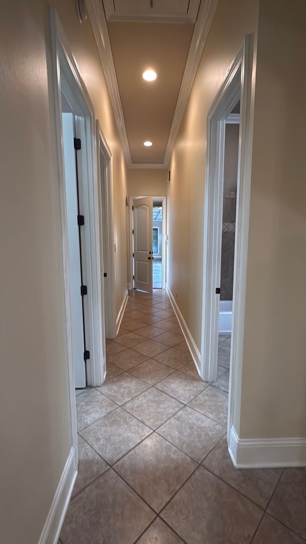 Building Photo - Rental Property in Twelve Oaks