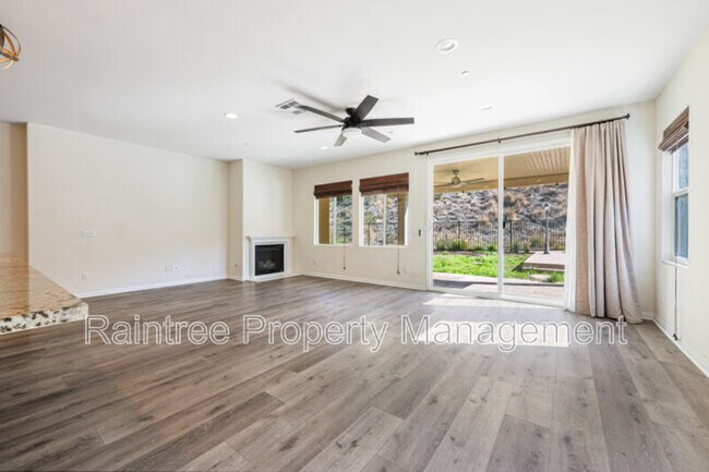 Building Photo - 1735 Avenida Regina