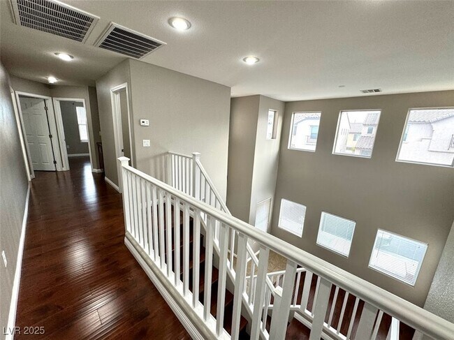 Building Photo - 8133 Stonyford Ct