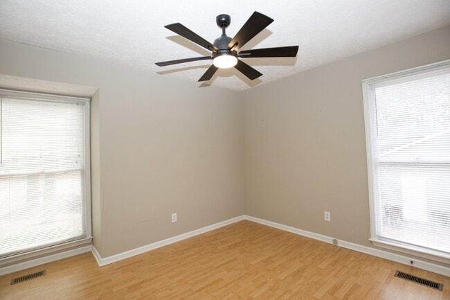 Building Photo - Charming 3 Bedroom Home in Pinehurst with ...