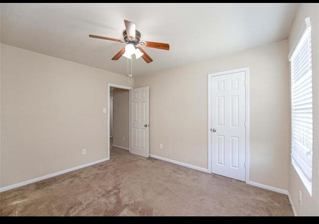 Building Photo - 16706 Lark Bunting Ln
