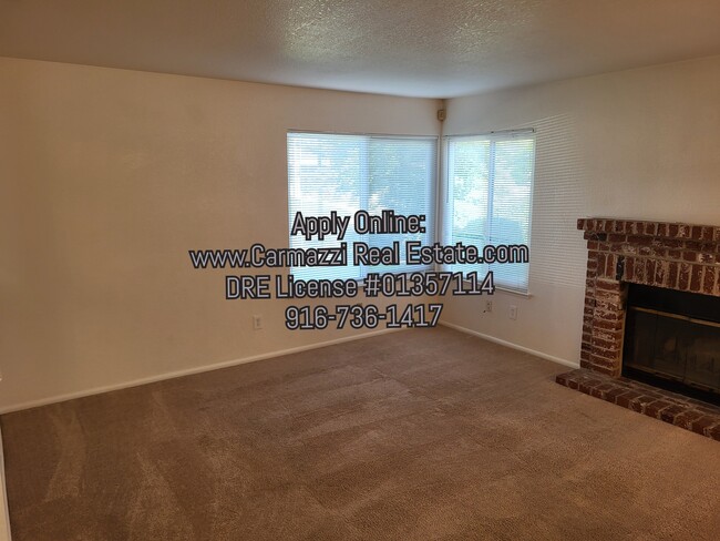 Building Photo - 9244 Mapleview Way