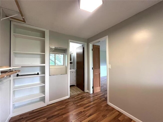 Building Photo - 4558 Cinnamon Ridge Trail