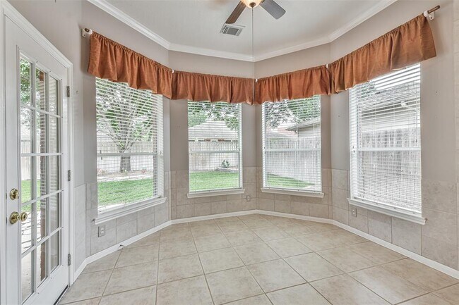 Building Photo - 16722 Coyotillo Ln