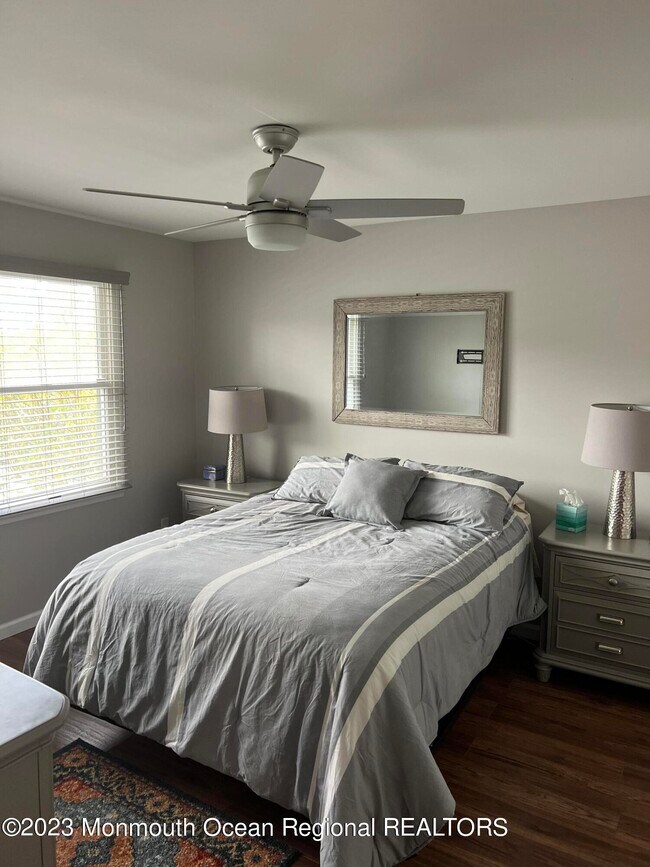 Building Photo - 85 E Water St