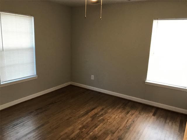 Building Photo - 512 Freeman Dr