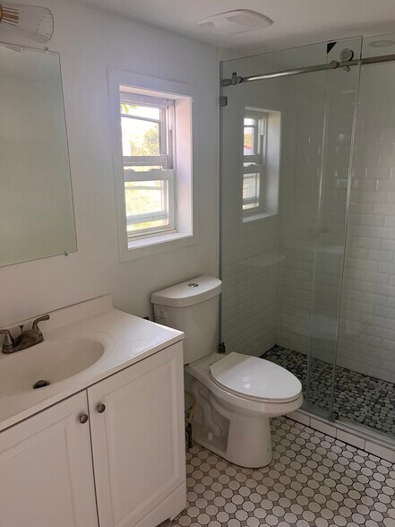 Building Photo - 349 Bellmore Rd