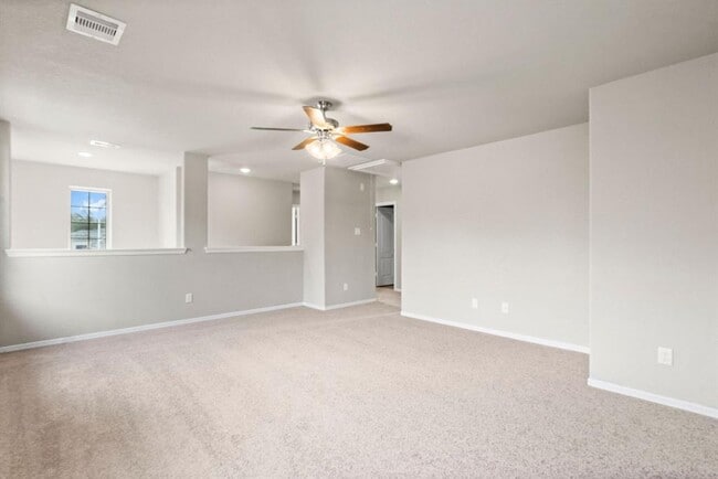 Building Photo - 25823 Boxwood Hedge Lane