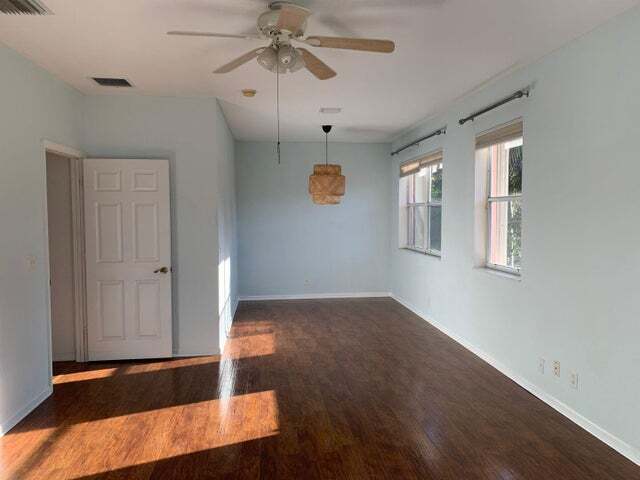 Building Photo - 5202 Victoria Cir