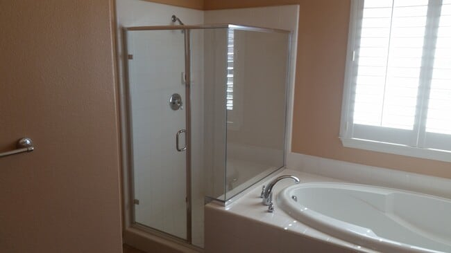 Building Photo - 31990 Oregon Ln