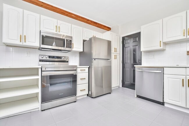 Building Photo - 21 Park St